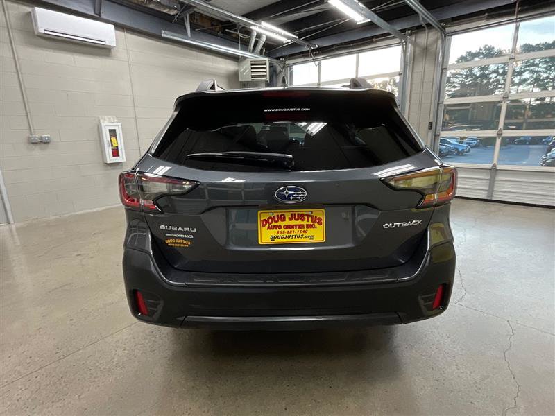 Used 2022 Subaru Outback Premium AWD/4WD image 4