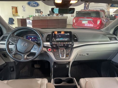 Used 2024 Honda Odyssey EX-L image 16