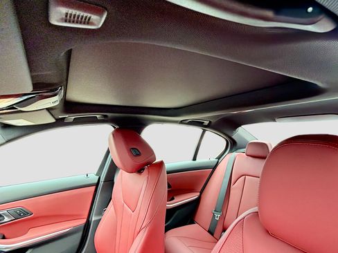 New 2026 BMW 330i xDrive Sedan w/ M Sport Package image 27