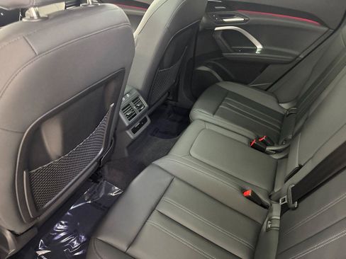 Used 2025 Audi Q5 Premium w/ Premium Plus AWD/4WD image 12