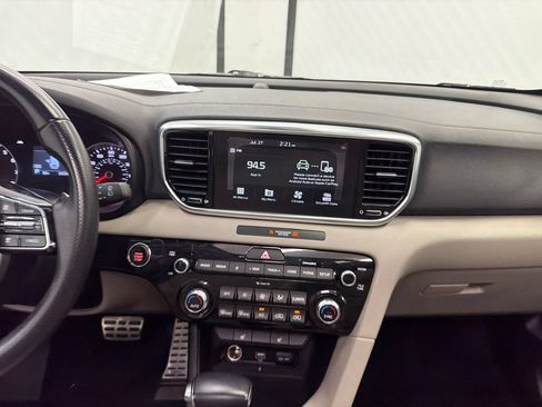 Used 2022 Kia Sportage Nightfall Edition w/ Nightfall Fwd Premium Package image 29