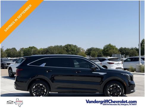 Used 2026 Kia Sorento S w/ S Panoramic Sunroof Package FWD image 3