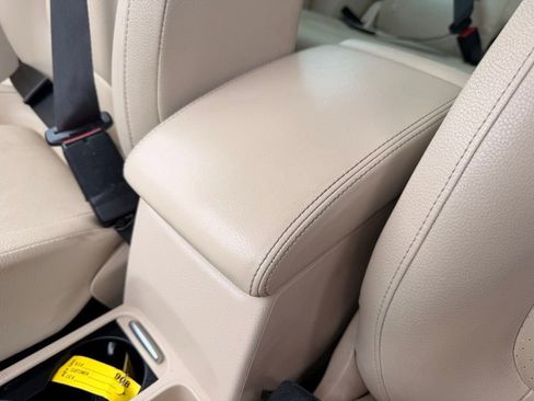 Used 2014 Volkswagen Tiguan SEL image 34