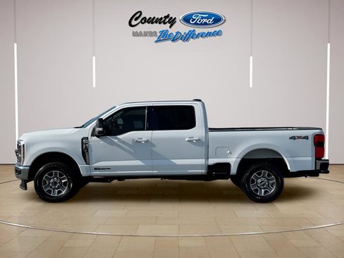 Used 2024 Ford F250 Lariat image 3