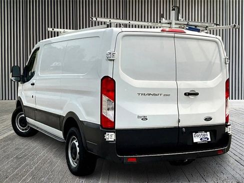 Used 2018 Ford Transit 250 130 Low Roof image 12