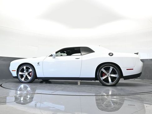 Used 2015 Dodge Challenger R/T Plus image 62