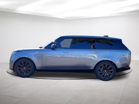 Used 2023 Land Rover Range Rover Long Wheelbase SE AWD/4WD image 4