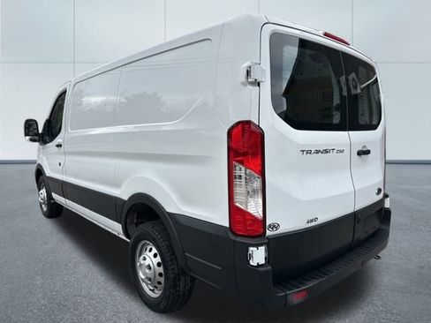 Used 2023 Ford Transit 250 Low Roof AWD w/ Exterior Upgrade Package image 4