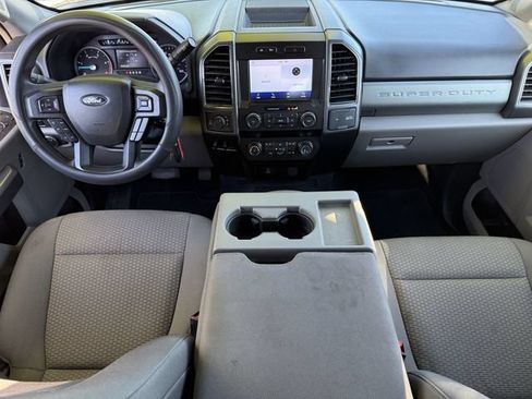 Used 2022 Ford F250 XLT w/ XLT Premium Package AWD/4WD image 11