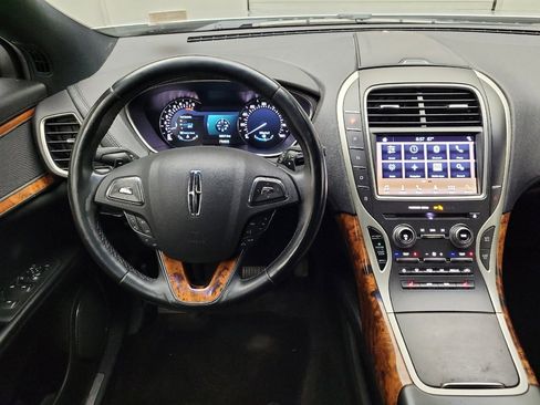 Used 2017 Lincoln MKX Select w/ Select Plus Package AWD/4WD image 22