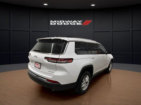 Used 2024 Jeep Grand Cherokee L Laredo w/ Luxury Tech Group I image 4