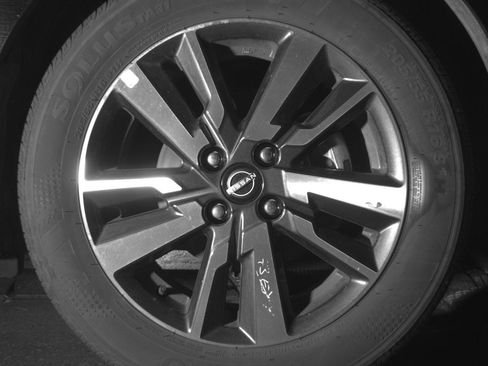 Used 2025 Nissan Versa SV FWD image 13