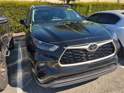 Certified 2022 Toyota Highlander XLE