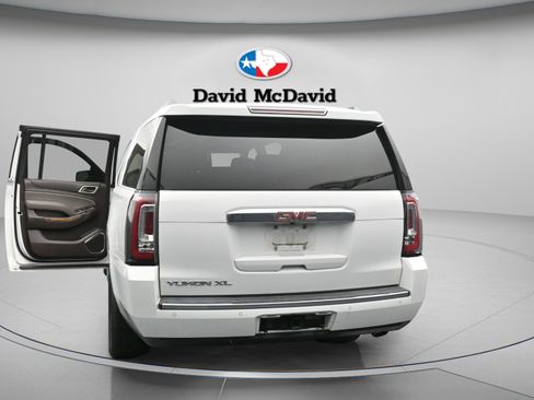 Used 2016 GMC Yukon XL Denali w/ Open Road Package RWD image 38