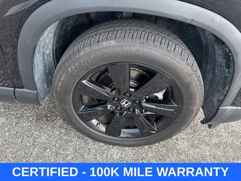 Certified 2025 Honda Pilot Black Edition image 13