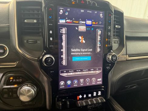 Used 2019 RAM 1500 Limited w/ Advanced Safety Group AWD/4WD image 4