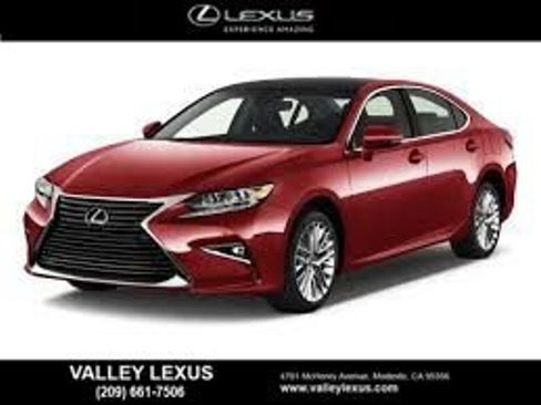 Used 2016 Lexus ES 350 w/ Navigation System Package image 2