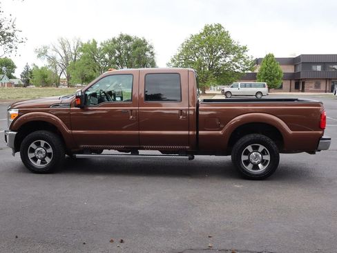 Used 2011 Ford F250 Lariat w/ Lariat Interior Pkg AWD/4WD image 9