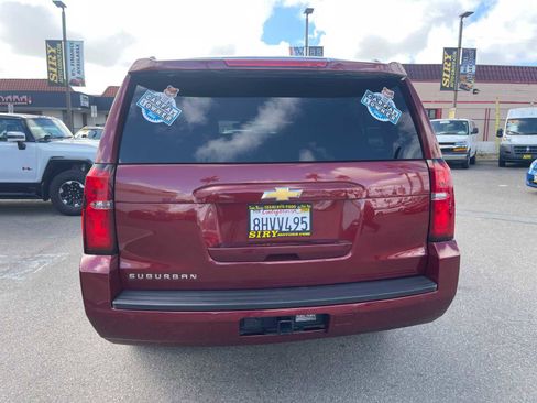 Used 2019 Chevrolet Suburban LS image 4