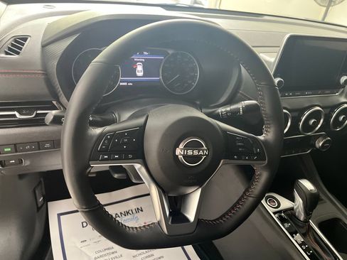 Used 2024 Nissan Sentra SR FWD image 16