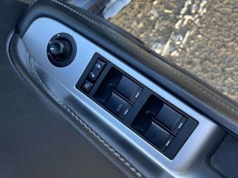 Used 2017 Jeep Compass Latitude image 18