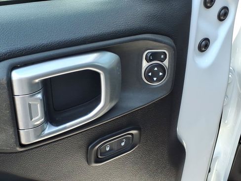 Used 2020 Jeep Wrangler Unlimited Sport AWD/4WD image 15