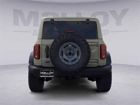 New 2025 Ford Bronco Badlands image 5