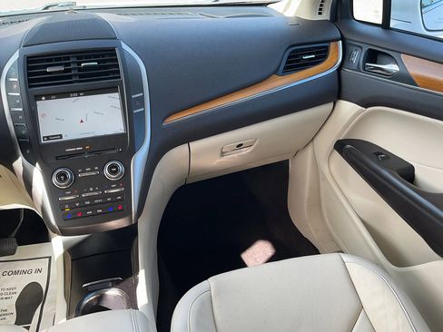 Used 2016 Lincoln MKC Reserve w/ Lincoln MKC Climate Package image 24