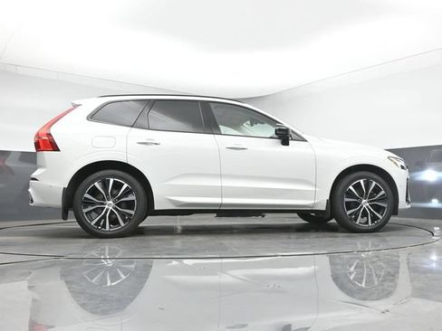Used 2023 Volvo XC60 B5 Plus w/ Climate Package AWD/4WD image 43