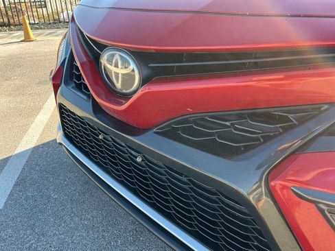 Used 2021 Toyota Camry XSE image 14