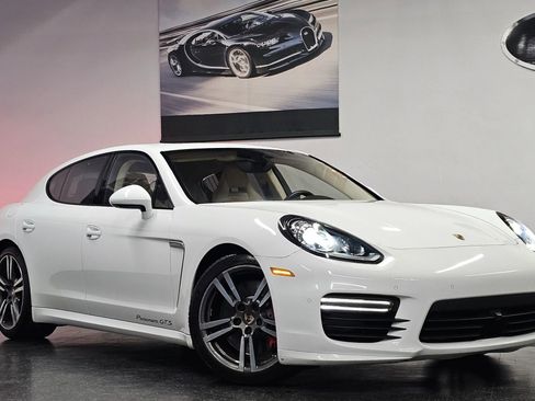 Used 2014 Porsche Panamera GTS image 1