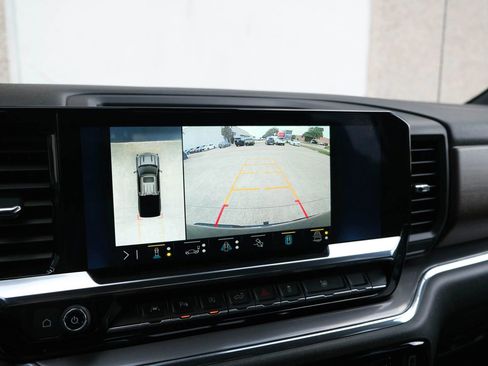 Used 2023 Chevrolet Silverado 1500 High Country image 46