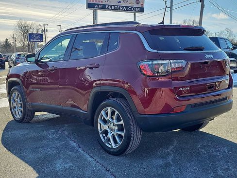 Used 2022 Jeep Compass Latitude w/ Sun and Sound Group image 4