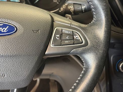 Used 2017 Ford Escape Titanium AWD/4WD image 11