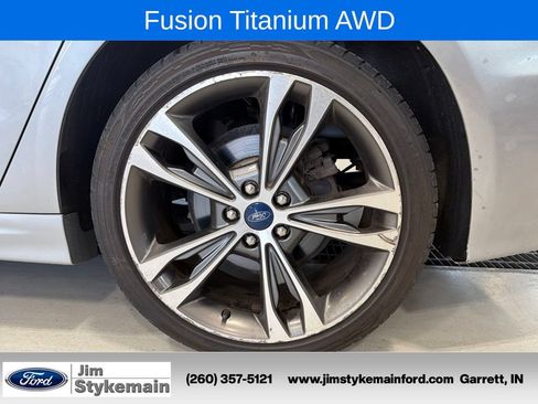 Used 2020 Ford Fusion Titanium AWD/4WD image 4