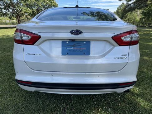 Used 2013 Ford Fusion SE FWD image 6