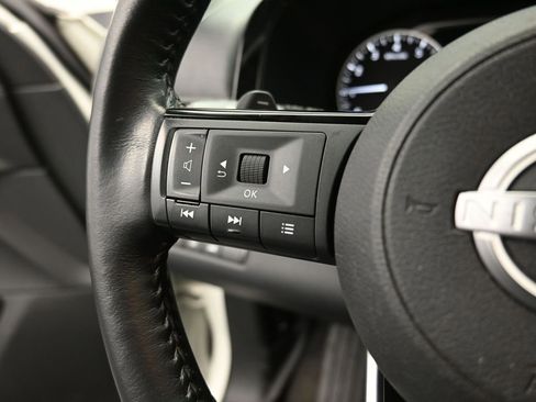 Used 2022 Nissan Pathfinder SL image 30