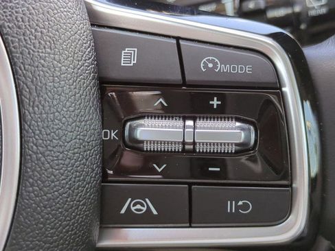 Used 2023 Kia Sorento S AWD/4WD image 25