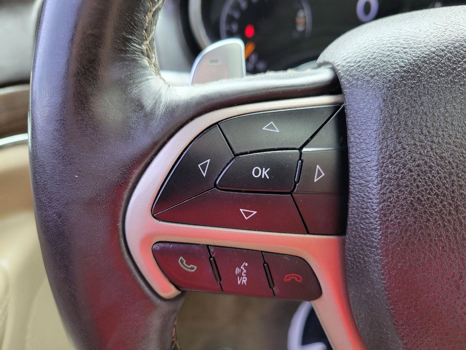 Used 2014 Jeep Grand Cherokee Overland AWD/4WD image 18
