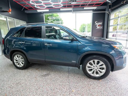 Used 2014 Kia Sorento EX AWD/4WD image 5