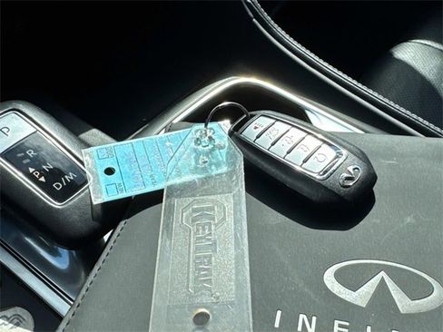 Used 2024 INFINITI QX60 Luxe image 4