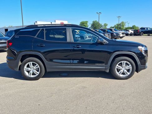 Used 2023 GMC Terrain SLE w/ Driver Convenience Package AWD/4WD image 26
