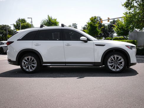 Used 2024 MAZDA CX-90 3.3 Turbo w/ Premium Package AWD/4WD image 12