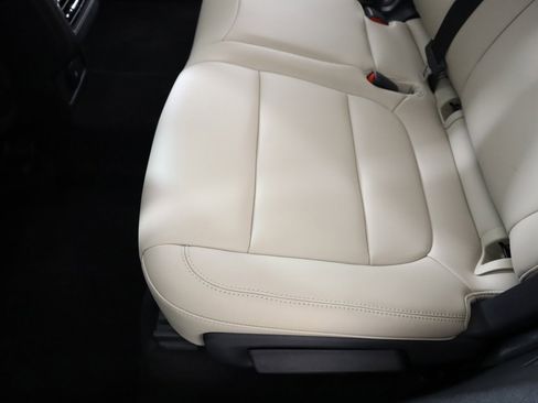 New 2025 Lincoln Corsair AWD image 14