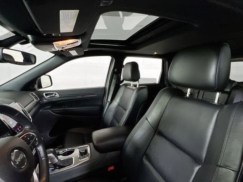 Used 2021 Jeep Grand Cherokee Limited image 22