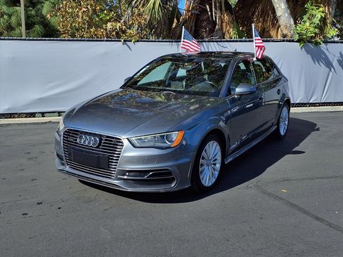 Used 2016 Audi A3 e-tron Premium w/ Audi MMI Navigation Plus image 23