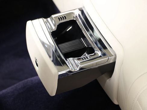 Used 2015 Rolls-Royce Ghost RWD image 63