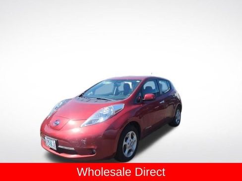 Used 2014 Nissan Leaf SV w/ LED & Quick Charge Package FWD image 5