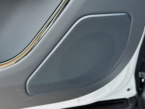 Used 2025 Land Rover Range Rover Sport Dynamic SE image 24