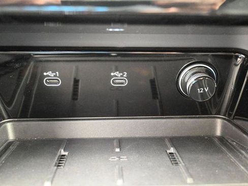 Certified 2025 Audi Q5 Premium Plus w/ Premium Plus image 24